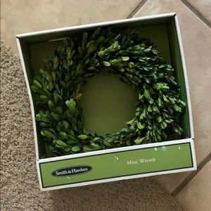 Smith & Hawken Mini Boxwood Wreath